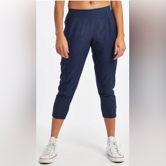 Oiselle Lux Cropped Pants - Picture 4 of 6